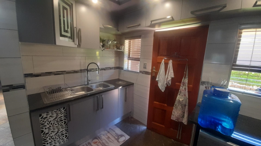 3 Bedroom Property for Sale in Hartbeespoort North West